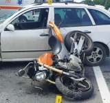 Trafic restricționat pe DN1A, în Cartierul Mitică Apostol, din cauza unui accident. Un motociclist a fost lovit de o mașină