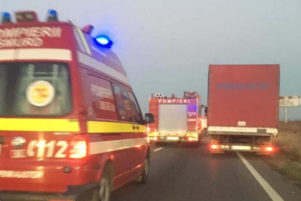 Un microbuz și două autoutilitare, implicate într-un accident, pe DN1 