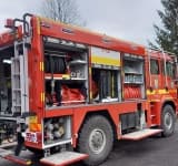 O autospecială de pompieri aflată în misiune a fost implicată într-un accident, pe o stradă din Comarnic