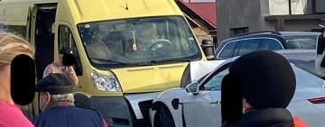 Plan Roșu de intervenție: Un microbuz școlar cu 17 copii, implicat într-un accident, la Drăgănești