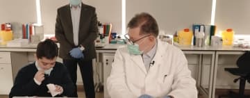 278.500 de teste rapide de salivă au ajuns în județul Prahova, pentru elevi și angajații din școli. Unde au fost depozitate