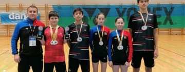 Șapte medalii, obținute la turneul internațional de badminton de sportivii din comuna Berceni!