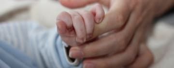 În Prahova, s-a triplat numărul copiilor care pot fi adoptați!