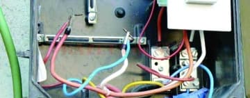 Dosare penale pentru furt de energie electrică, în Breaza
