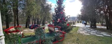 Târgul de Crăciun de la Parcul Bucov vă așteaptă, pe 18 și 19 decembrie!