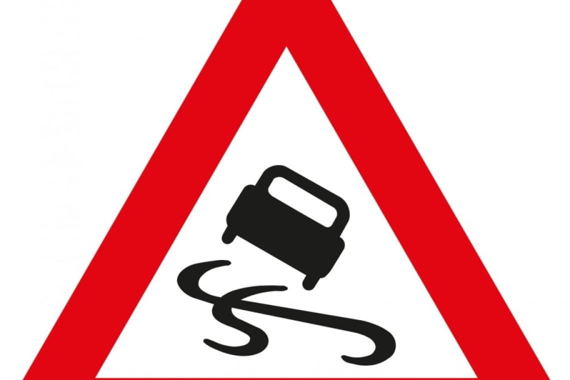 Atenție, șoferi! Pericol pe șoselele din Prahova! 