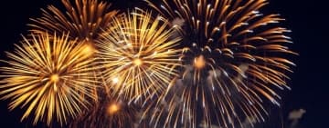 Focuri de artificii la trecerea dintre ani, în centrul Ploieștiului