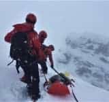 A căzut în gol 200 de metri, pe Valea Gălbinele. Salvamontiștii intervin
