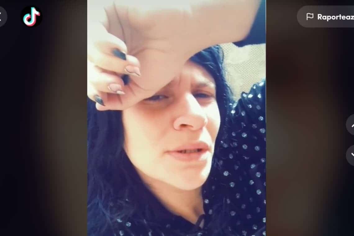 Va fi decăzută din drepturi Andreea, mama gemenilor decedați în vara anului trecut, la Ploiești? Decizia îl vizează pe al treilea copil al femeii!