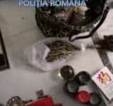 Milioane de lei, mașini de lux, zeci de telefoane mobile, din ghicit și proxenetism