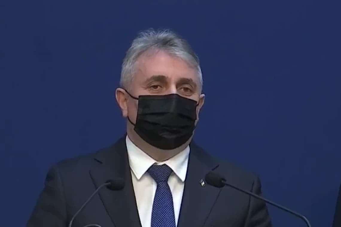 Lucian Bode, ministrul de Interne, anunță că va reanaliza procesul de recrutare din sursă externă în cadrul Poliției Române