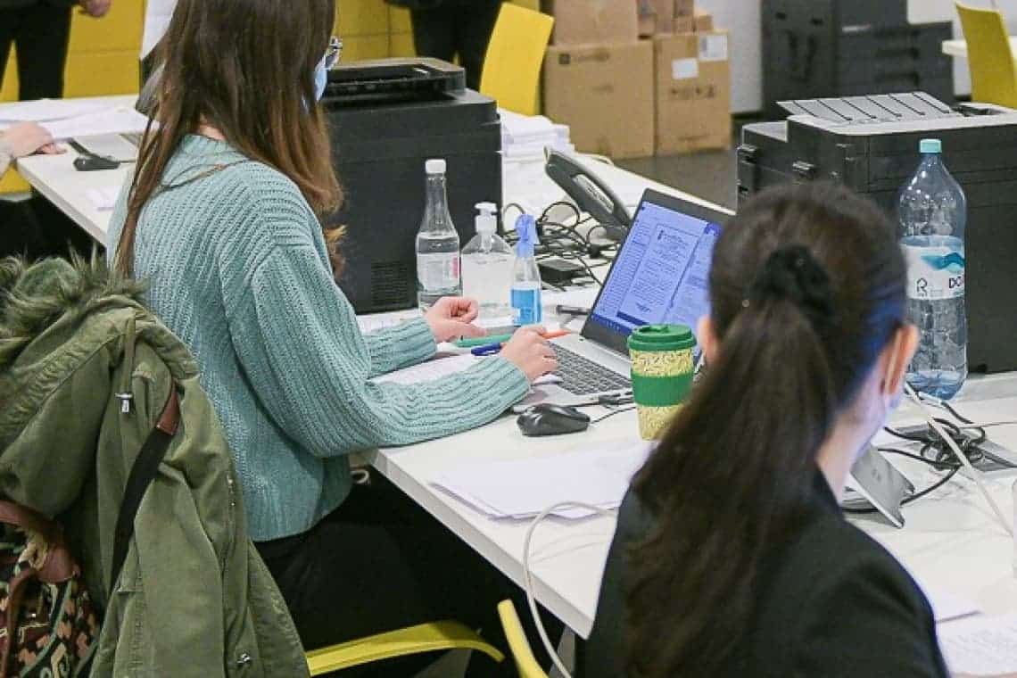 Cine va efectua anchetele epidemiologice în cazurile de Covid. Decizia prefectului de Prahova