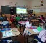 Elevii din Plopeni, față în față cu polițiștii prahoveni. Ce informații au primit 
