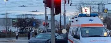 Ambulanță implicată într-un accident rutier pe Șoseaua Vestului din Ploiești