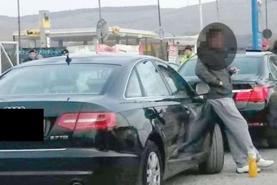 Samsar de mașini din comuna Cornu, reținut de polițiști. Cerea avans și nu aducea niciun autoturism din străinătate