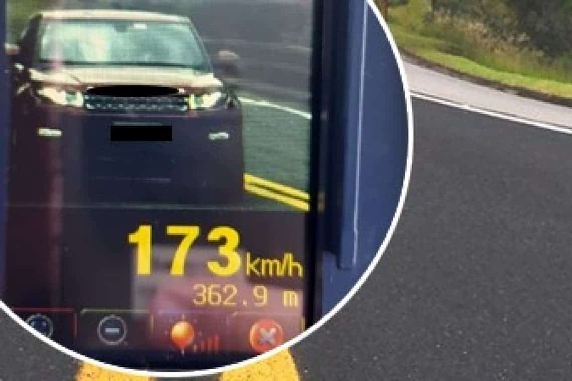 Tupeu incredibil! Deși avea permisul reținut, un dâmbovițean a fost prins gonind cu 173 km/h pe DN1, la Bănești