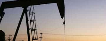 Prețul petrolului a scăzut cu 17%!