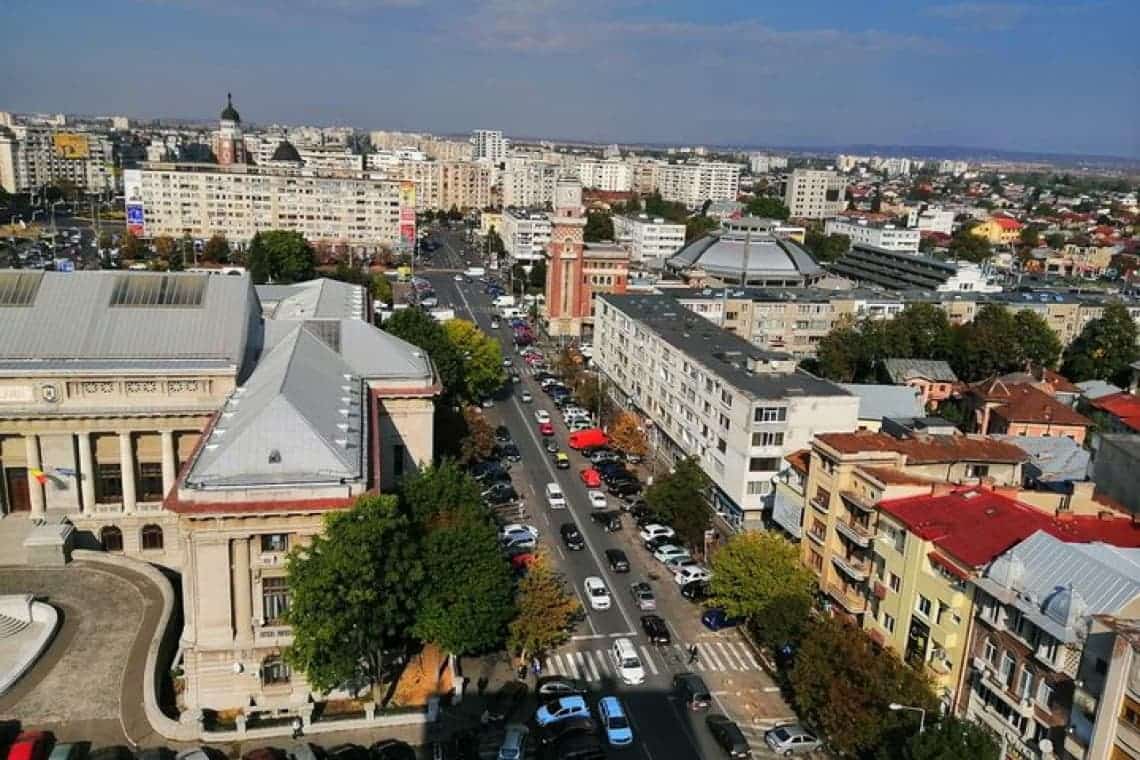 Câți angajați aveau, în anul 2020, cele două firme asociate care vor să preia furnizarea apei calde și a căldurii în municipiul Ploiești