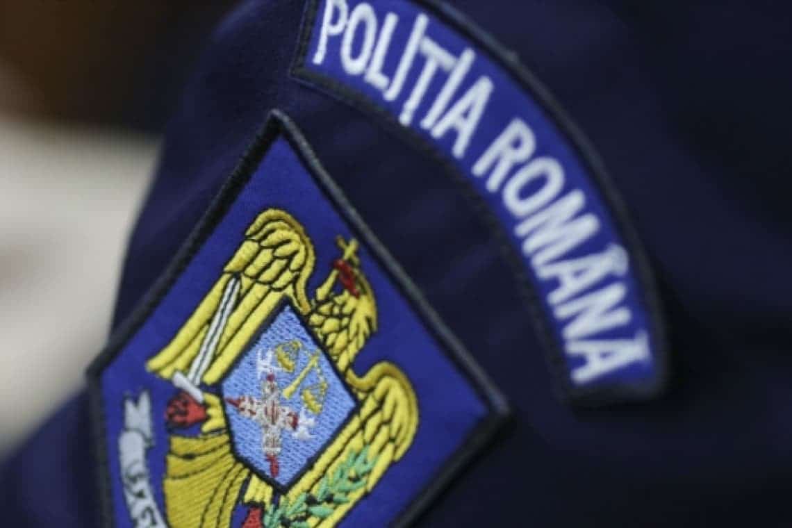 Polițistul acuzat că a bătut un adolescent din Gornet Cricov, cercetat pentru purtare abuzivă
