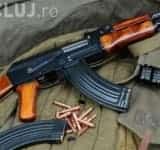 Un bărbat cu cagulă a furat o mitralieră și 30 de cartușe de la soldatul aflat de pază într-o unitate militară din Mamaia