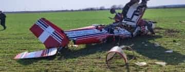 Un avion privat de acrobație s-a prăbușit în apropiere de Strejnicu. Pilotul a decedat