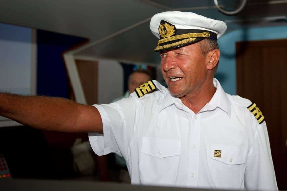 Traian Băsescu și membrii familiei sale, evacuați din vila de protocol a RAAPPS