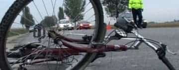 Un biciclist a ajuns la spital, după un accident produs pe o stradă din Ploiești