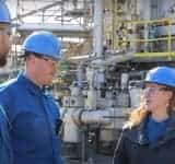 “Școala Petrochimiștilor“, la Liceul Lazăr Edeleanu din Ploiești. Un proiect care susține elevii interesați de domeniul petrochimiei