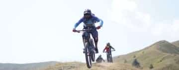 De 1 Mai, la Azuga se deschide oficial traseul roșu de mountain bike