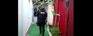 Percheziții în Ploiești, în casa unui tânăr bănuit de furt calificat 