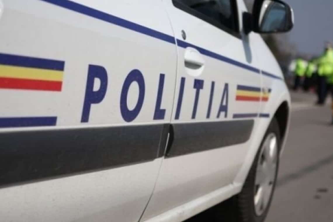 Bărbat din Filipeștii de Pădure, reținut de polițiști după o urmărire ca-n filme