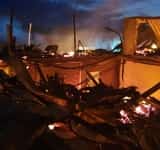 Intervenție de peste 12 ore a pompierilor prahoveni la incendiul de la Bradul Măneciu