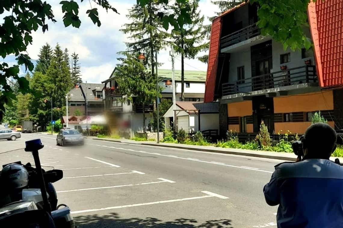 O șoferiță de 41 de ani a rămas fără permis din cauza vitezei cu care circula în zona Nistorești, pe DN1