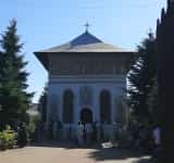 Biserica Domnească “Sf. Apostoli Petru și Pavel” din Ploiești - 383 de ani de la săvârșirea primei slujbe!