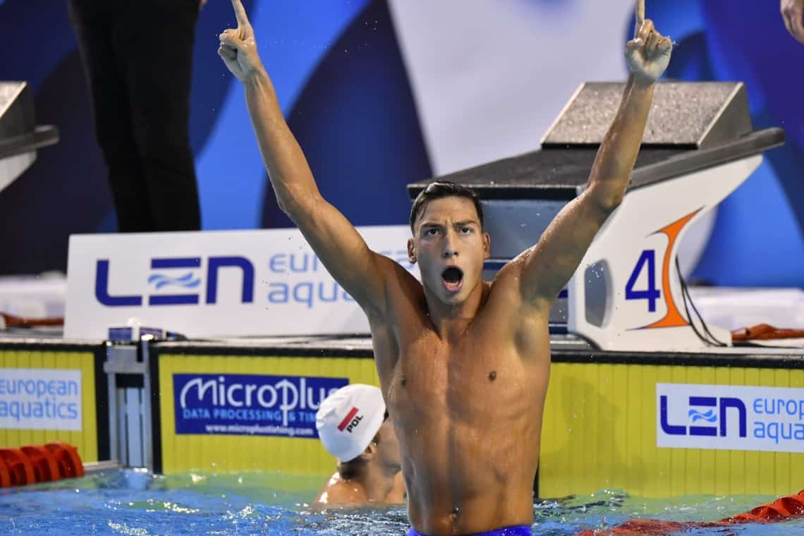 Sunt înotătorii de AUR ai României! Vlad Stancu, 1.500 de metri în 15 minute!