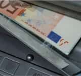 Cash trapping la bancomate din Prahova și Dâmbovița