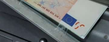 Cash trapping la bancomate din Prahova și Dâmbovița
