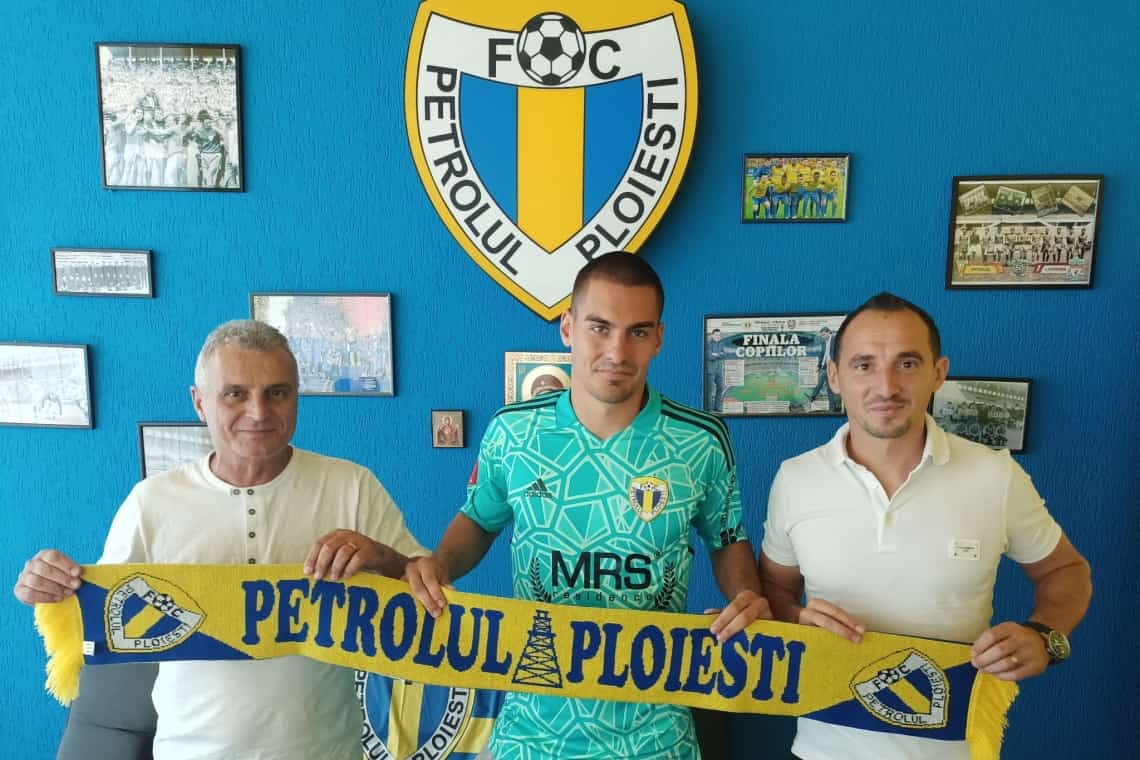 Portarul Octavian Vâlceanu a semnat cu Petrolul pentru sezonul 2022/2023