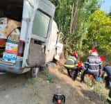 Foto/ Accident pe Centura de Est a Ploieștiului. Trei răniți, printre care și doi copii