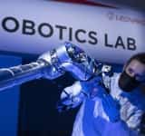 Braț robotic folosit pe Marte, construit cu ajutor românesc!