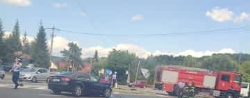 Trei tineri au ajuns la spital, cu răni grave, după un accident produs pe DN1, în zona comunei Cornu