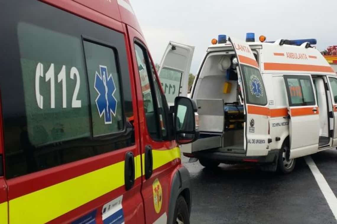 Doi răniți, în urma unui accident produs pe DN1, la intersecția spre comuna Cornu