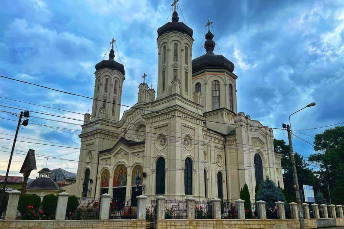 Patriarhul Daniel va oficia slujba de sfințire a Bisericii ”Sfânta Vineri” din Ploiești/ Galerie foto