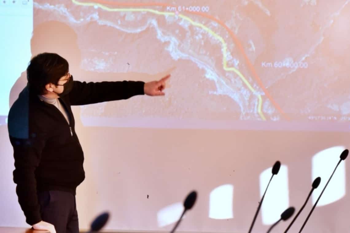 ”Variantele ocolitoare” de la Comarnic și Azuga-Bușteni s-au transformat în căi de ”acces rutier complementar” la Autostrada Comarnic-Brașov!