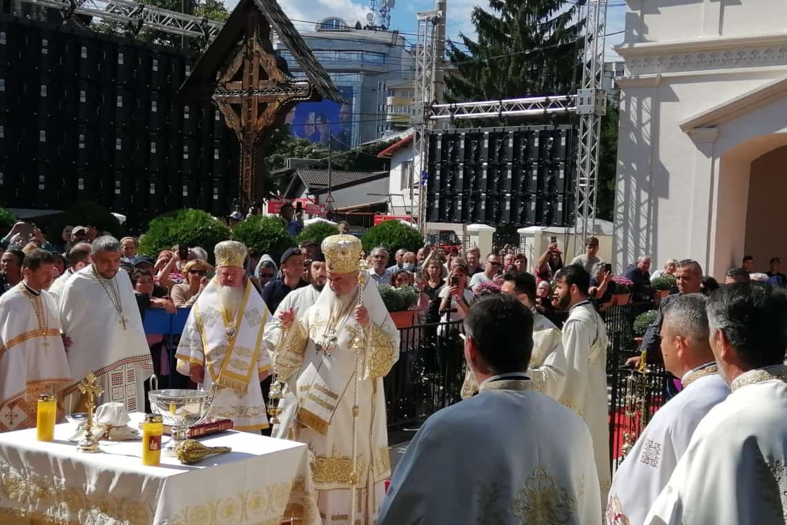 Patriarhul Daniel, la sfințirea Bisericii Sf. Vineri din Ploiești: ”Grija pentru bisericile monument-istoric este un act de comuniune cu înaintașii”