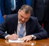 Trei proiecte pentru modernizarea școlilor cu fonduri europene, din Ploiești și Cornu, semnate de ministrul Dezvoltării