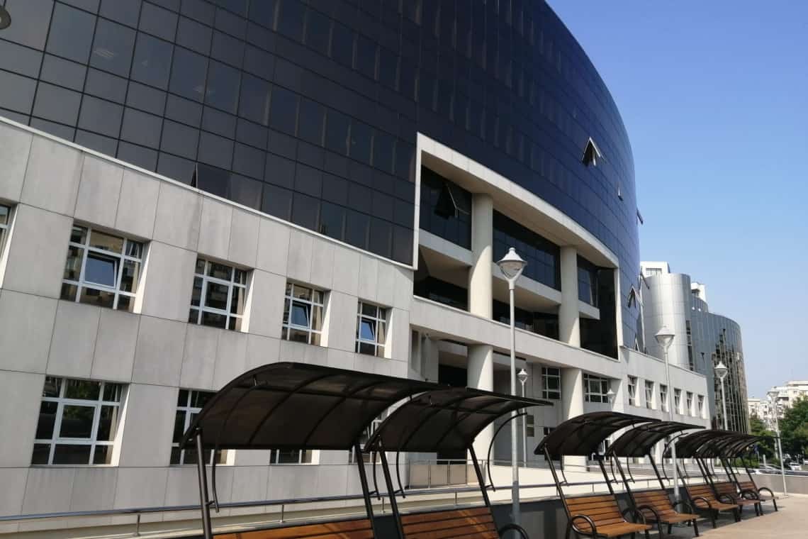 Tribunalul Prahova a admis excepția invocată de Termoficare Prahova/ Rezolvarea crizei apei calde în instanță rămâne în coadă de pește!