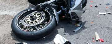 Un motociclist a ajuns la spital după un accident produs pe DN1, în zona Băicoi