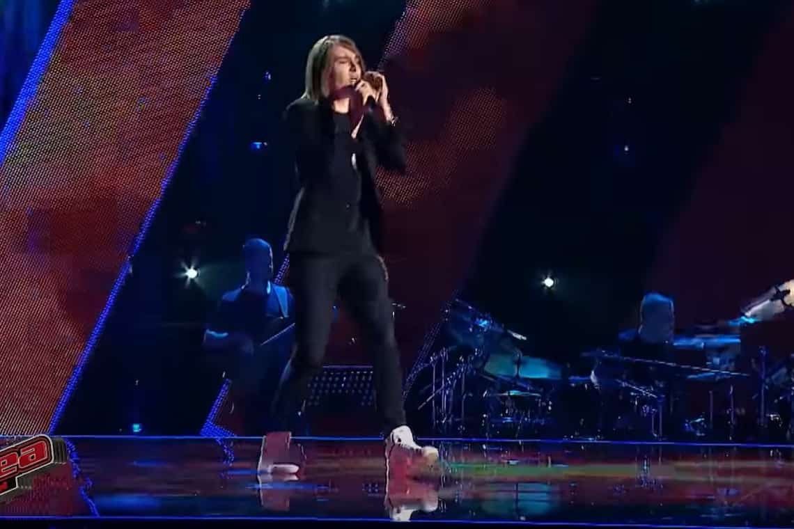 Un adolescent din comuna prahoveană Olari a stârnit o adevărată bătălie între jurații de la Vocea României!