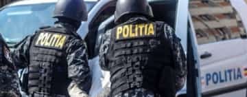 Percheziții la falsificatori de bancnote din Prahova și alte județe din țară. Ce s-a descoperit la domiciliile suspecților